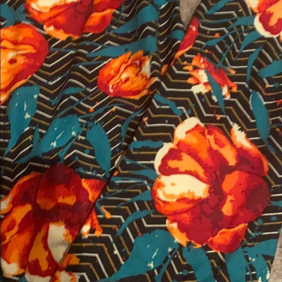 Lularoe leggings - Picture 2 of 2